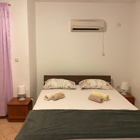 Malinska City Center Room For 2 Kültér fotó